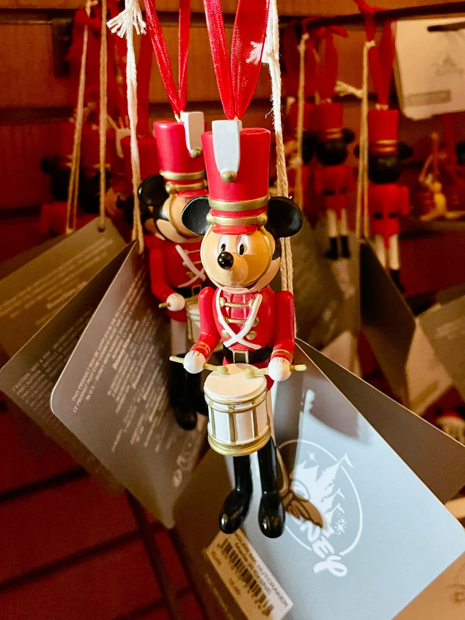 Ornement Mickey Casse noisette