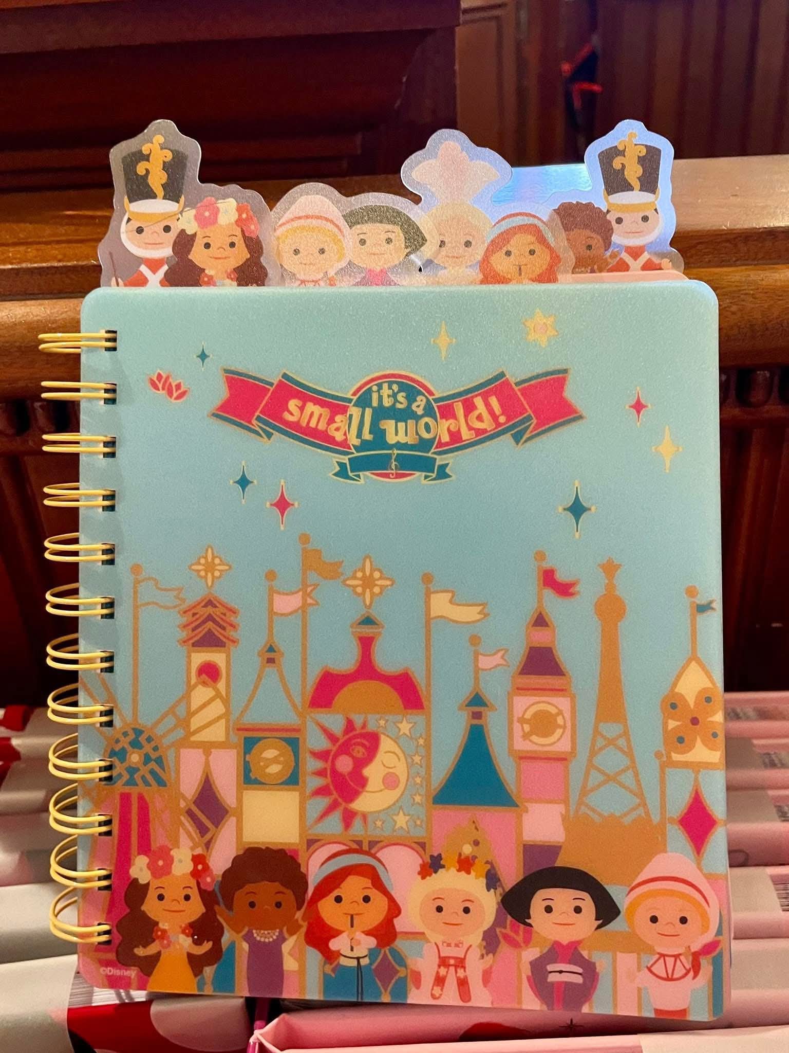 Carnet it's small world