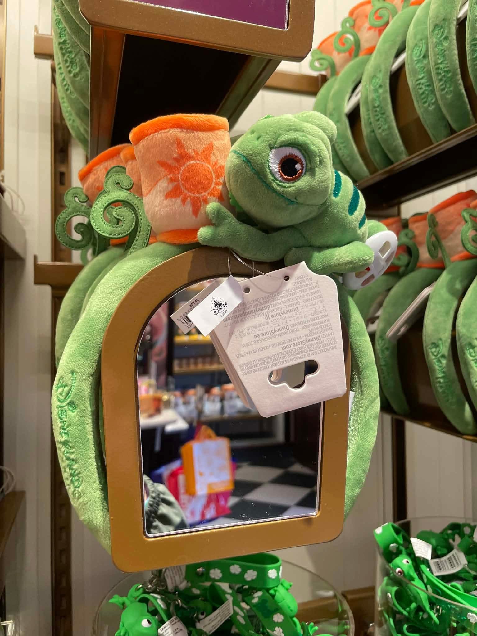 Ears Pascal