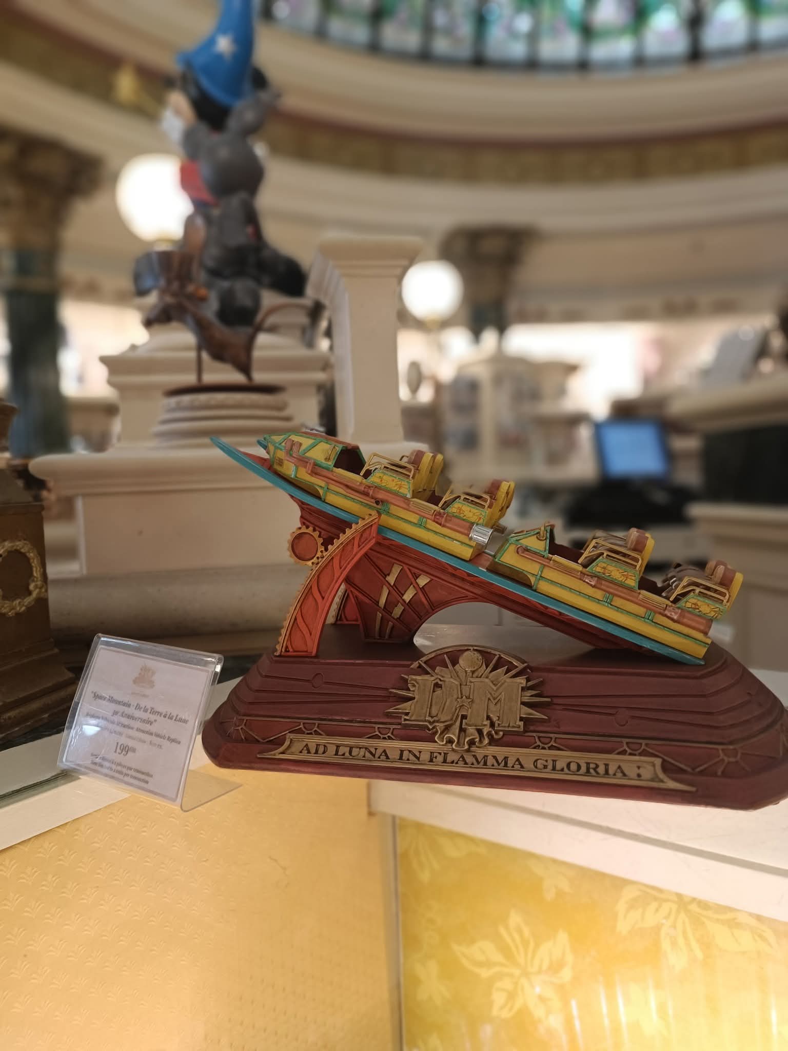Figurine Space Mountain édition limitée