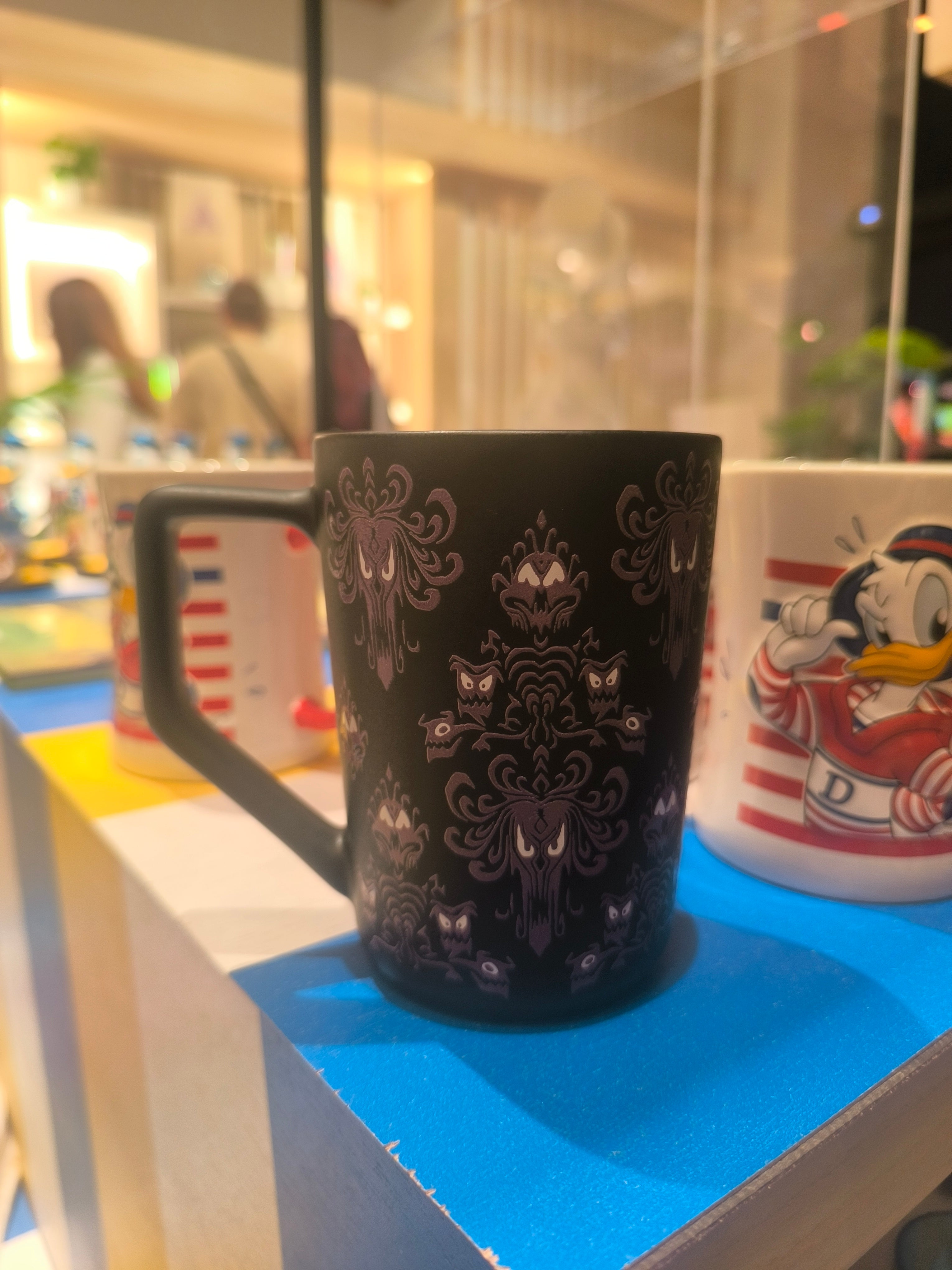 Mug Phantom Manor