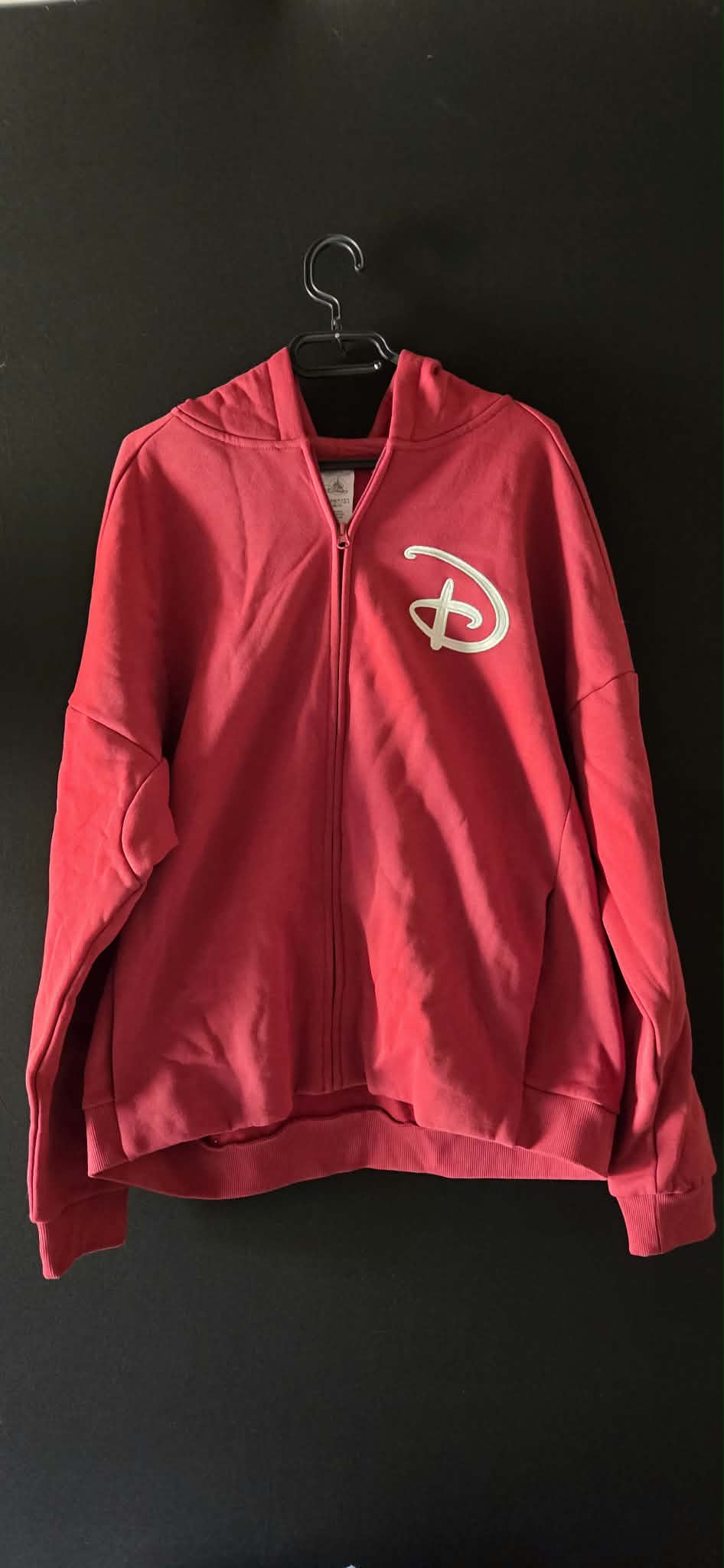 Gilet rouge Disneyland Paris